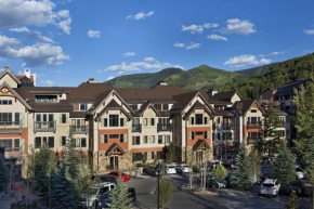 Ski In, Ski Out 3 Bedroom Mountain Residence In The Heart Of Lionshead Village With Heated Slope Side Pool And Hot Tub